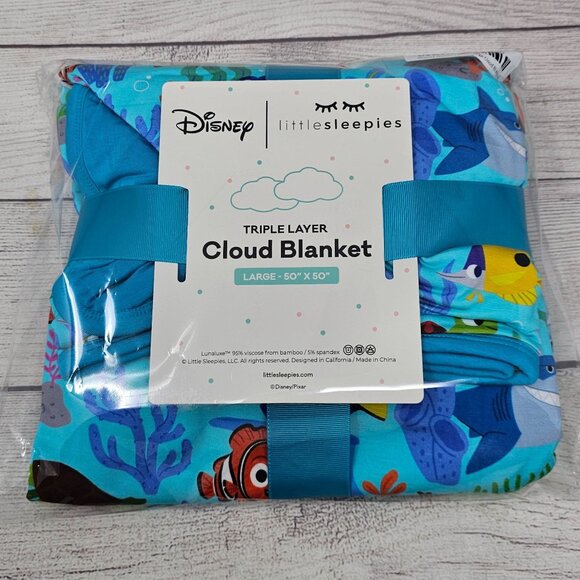 NIB Little Sleepies Disney Nemo'S Reef Bamboo Cloud Blanket - Picture 1 of 3
